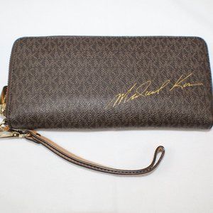 Michael Kors 32H5GMKU3B AV-1509 Continental Wallet Wristlet Brown Leather